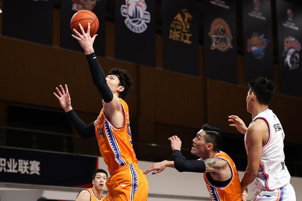 CBA回顾：上海118-84大胜四川，广厦108-90轻取同曦