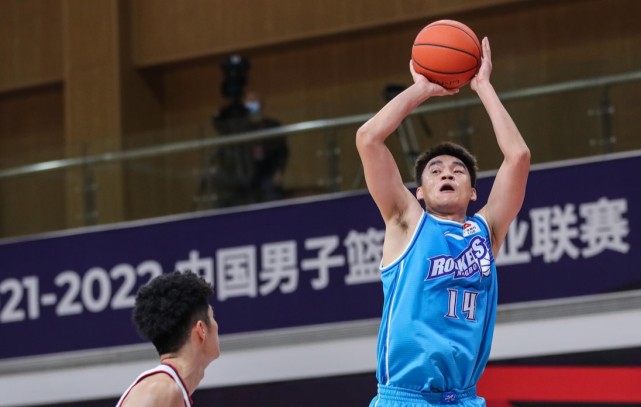 CBA战果：宁波108-92同曦迎队史首胜，张彪25分马振翔三分10中6